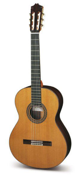Cuenca 50 R Cedro classical guitar