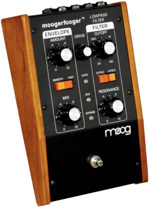 Moog MF-101 bass guitar effect