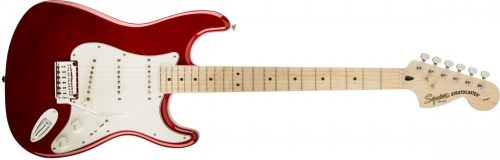 Fender Standard Stratocaster Maple Fingerboard, Candy Apple Red electric guitar