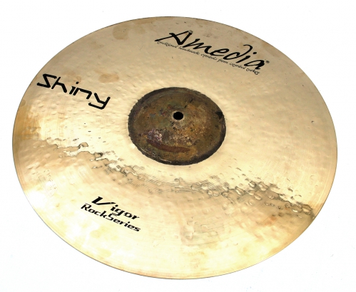 Amedia Vigor Rock 16″ shiny crash cymbal