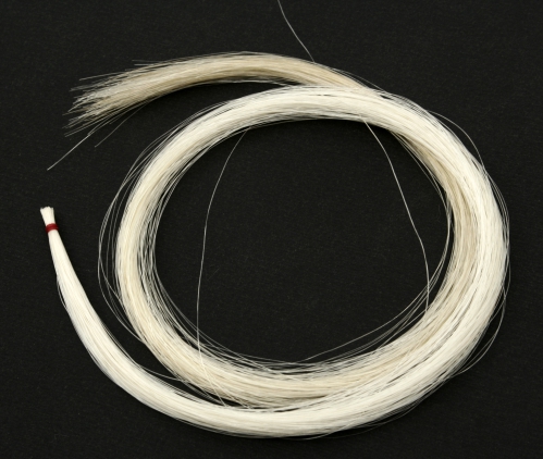 Natural siberian horsehair for cello