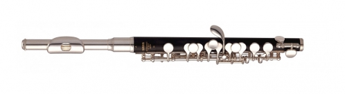 Yamaha YPC 62 M piccolo flute, silver-plated mechanism, silver lip plate (Grenadilla body)