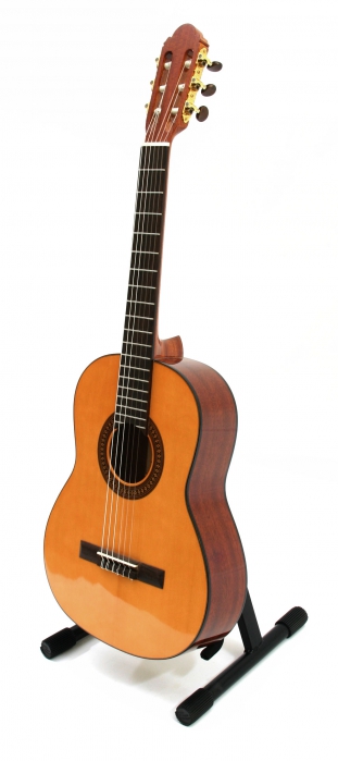 Baton Rouge DF33S classical guitar 3/4