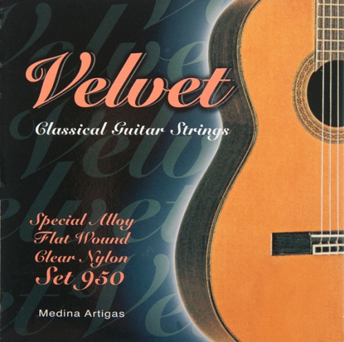 Medina Artigas 950 Velvet Entrochado classical guitar strings