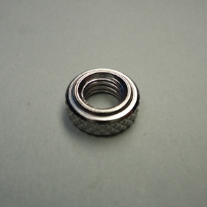 Ibanez 2TUX5BA001 locking nut chrome,tight t. br.2tux5a0002