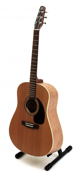 Seagull S6 Slim Natural Quantum I acoustic guitar