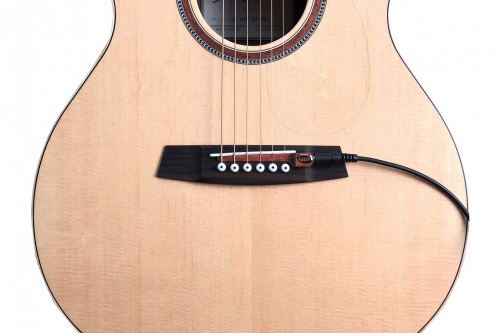 Kna SG-1 Portable piezo pickup for steel-string guitar