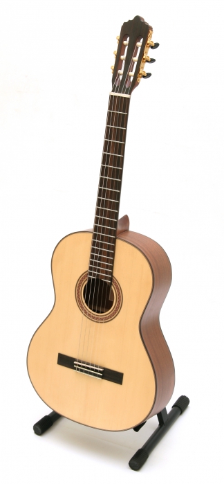 La Mancha Rubi S classical guitar