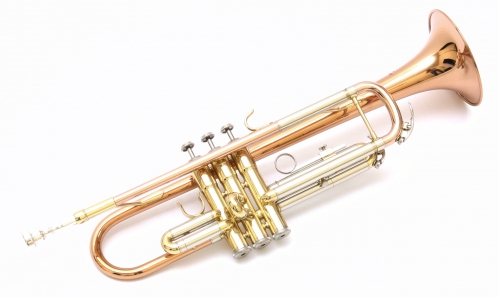Arnolds & Sons ATR-635L Bb Trumpet with case