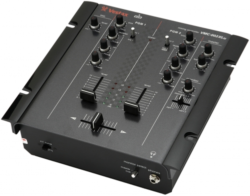 Vestax VMC-002XLu BLK DJ mixer