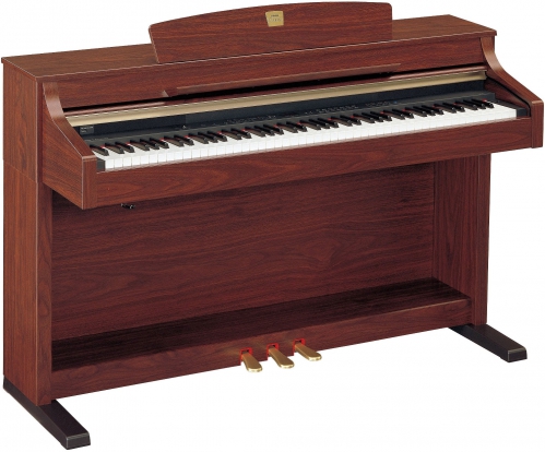 Yamaha CLP 330M Clavinova