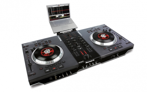 Numark NS7