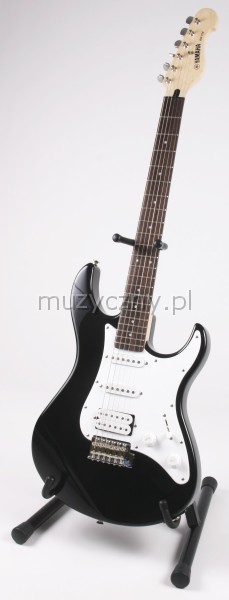 Yamaha EG-112U BL electric guitar