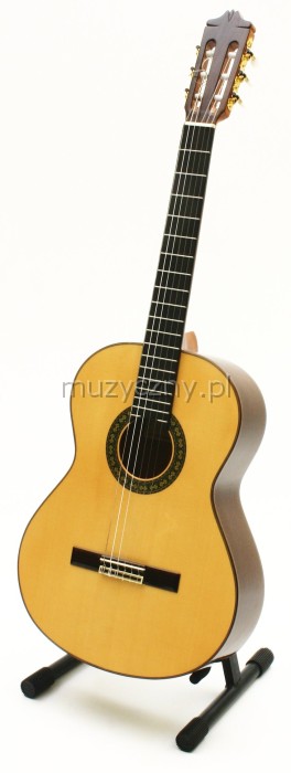 Alhambra 5C classical guitar/spruce top
