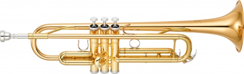 Yamaha YTR 4335 G II trumpet with case