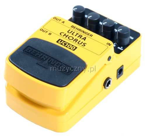 Behringer UC100 Ultra Chorus guitar effect