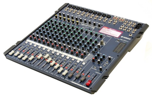 Yamaha MG 166 CX digital effects mixer