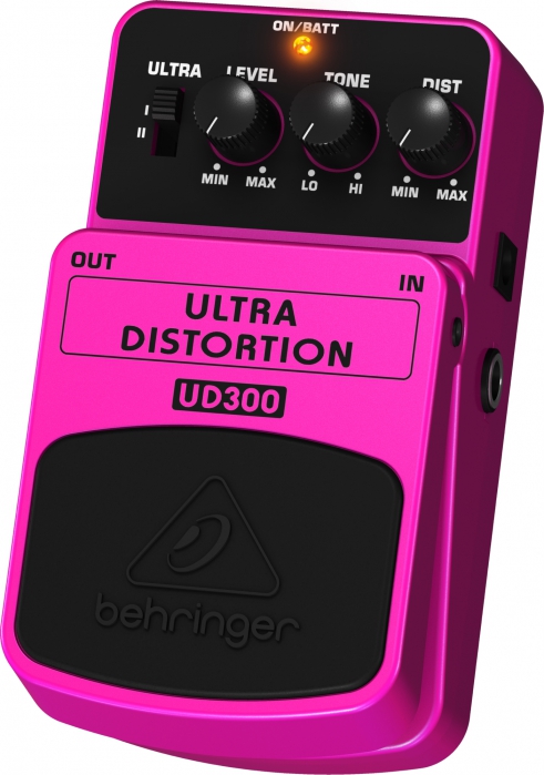 Behringer UD 300 Ultra Distortion guitar effect pedal
