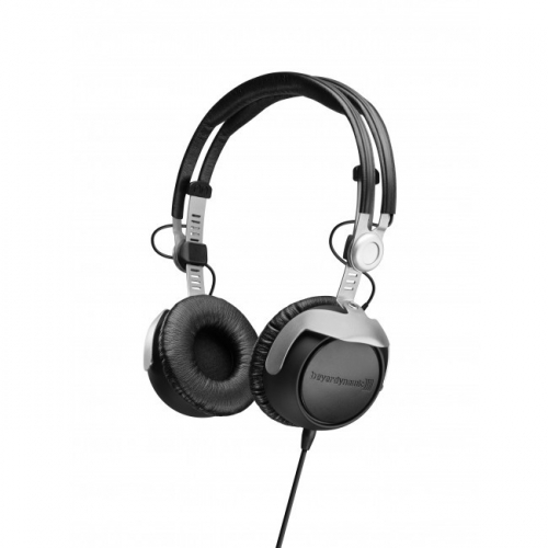 Beyerdynamic DT1350 closed headphones
