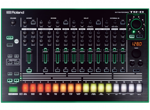 Roland Aira TR-8 Rhythm Performer drumm machine