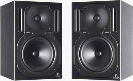 Behringer B2030P Truth monitors (pair)