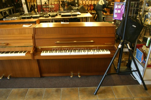 Steinmann piano (dark walnut)